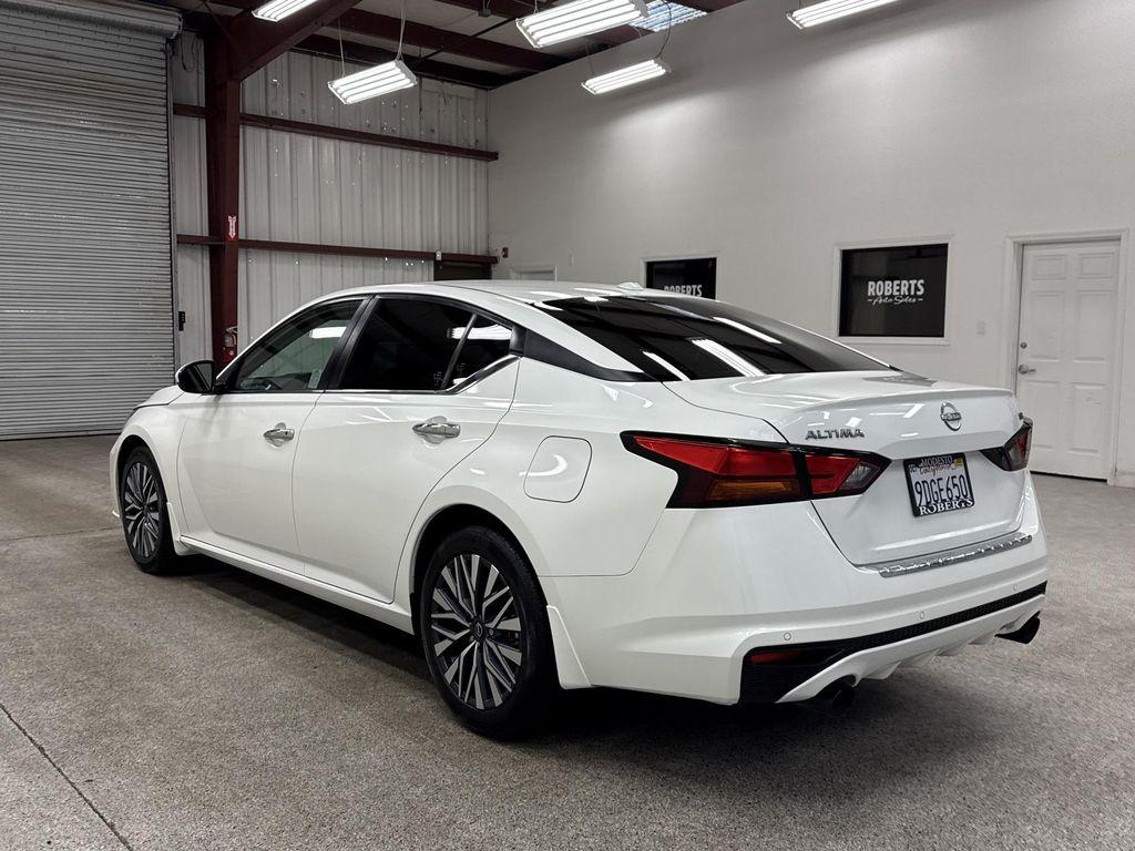 used 2023 Nissan Altima car, priced at $21,997