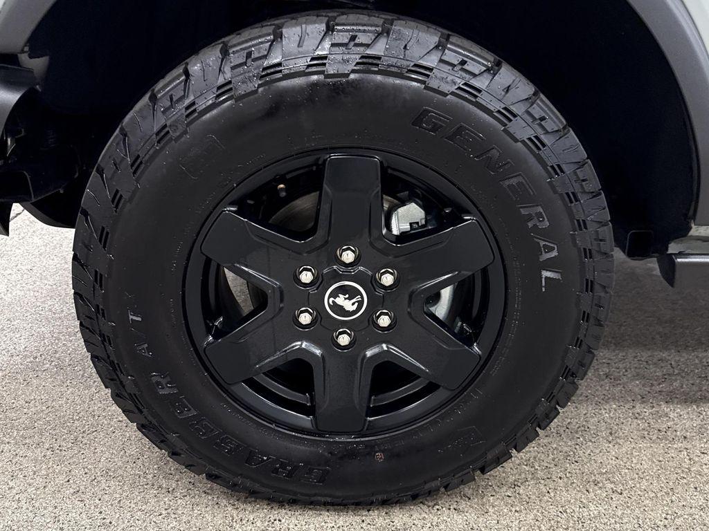 used 2024 Ford Bronco car, priced at $45,997