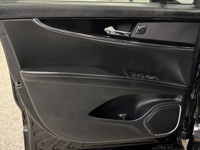 used 2021 Lincoln Nautilus car, priced at $23,997