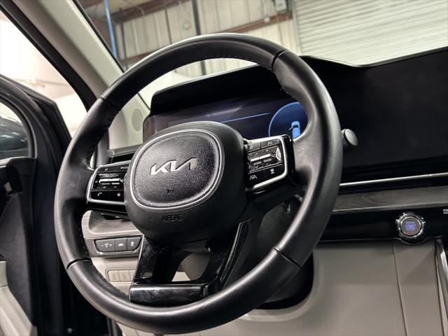 used 2024 Kia Carnival car, priced at $40,497