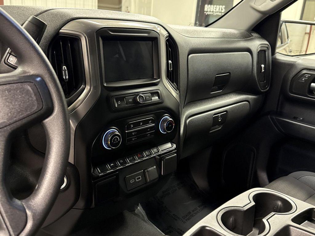 used 2025 Chevrolet Silverado 1500 car, priced at $38,997