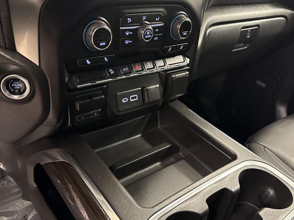 used 2022 Chevrolet Silverado 1500 car, priced at $45,997