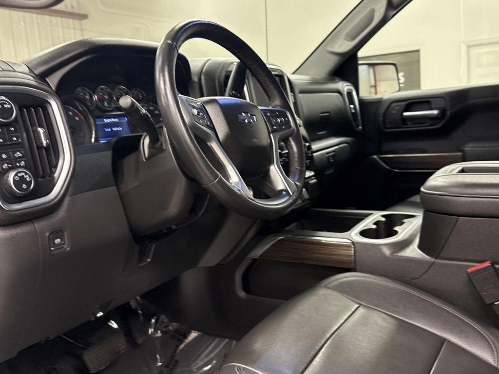 used 2022 Chevrolet Silverado 1500 car, priced at $45,997