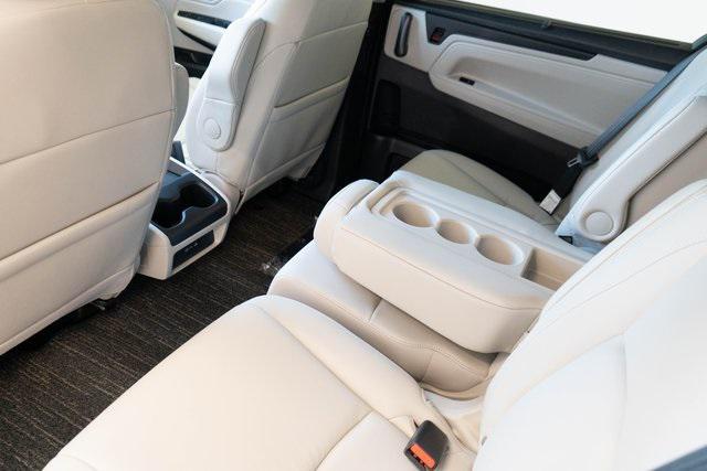 new 2026 Honda Odyssey car, priced at $44,885