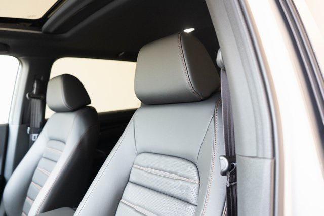 new 2026 Honda CR-V Hybrid car, priced at $41,620