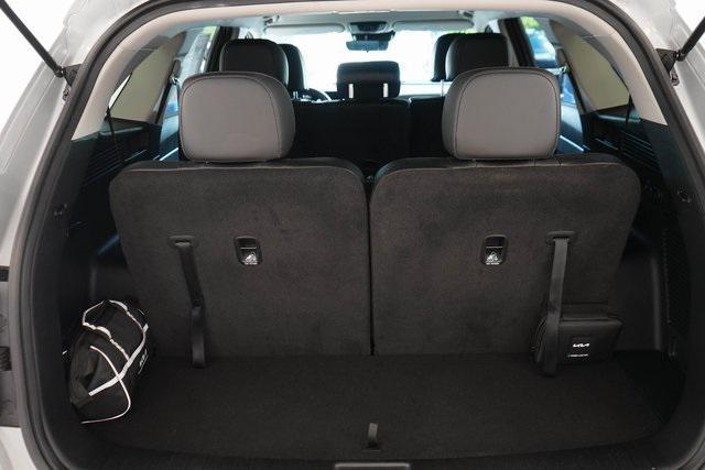 used 2025 Kia Sorento car, priced at $33,721