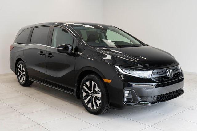 new 2026 Honda Odyssey car, priced at $44,290