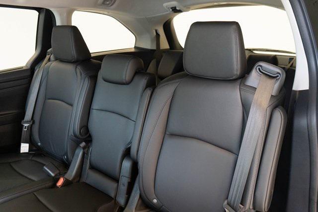 new 2026 Honda Odyssey car, priced at $44,290