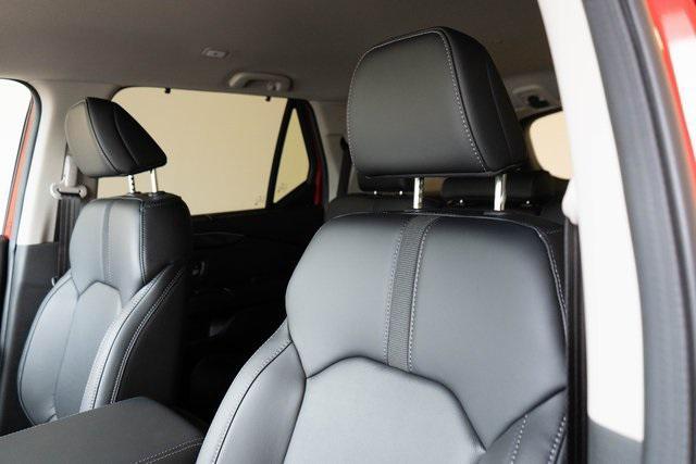 new 2025 Honda Pilot car, priced at $48,280
