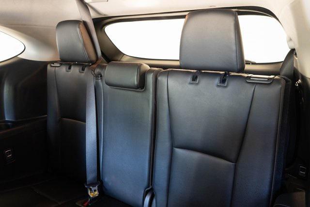used 2023 Toyota Highlander car, priced at $37,275
