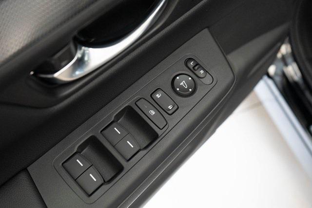 new 2026 Honda CR-V Hybrid car, priced at $41,675