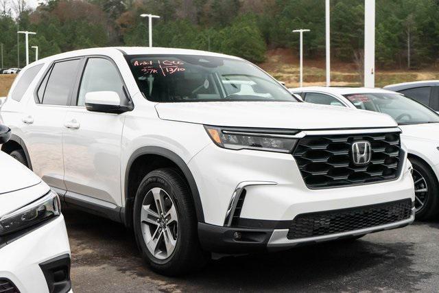 used 2023 Honda Pilot car, priced at $36,999