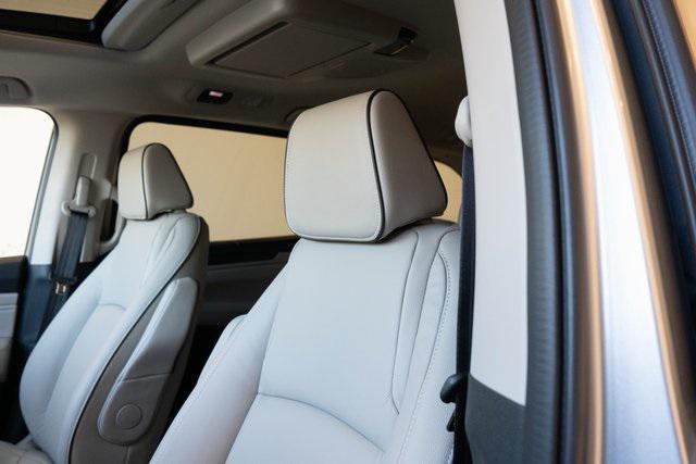 new 2025 Honda Odyssey car, priced at $48,360