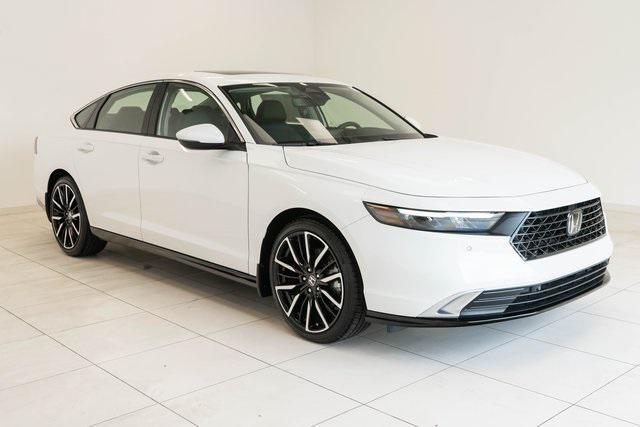 new 2025 Honda Accord Hybrid car, priced at $40,450