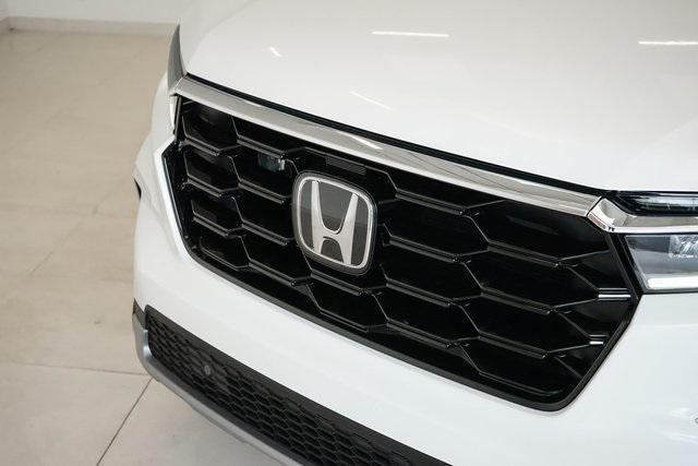 new 2025 Honda Pilot car, priced at $49,350