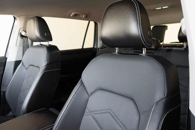 used 2025 Volkswagen Atlas car, priced at $34,895