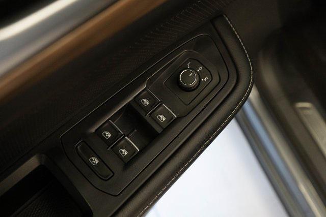 used 2025 Volkswagen Atlas car, priced at $34,895