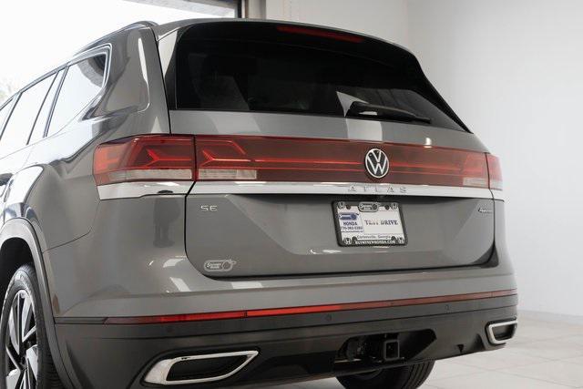used 2025 Volkswagen Atlas car, priced at $34,895