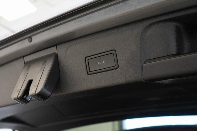 used 2025 Volkswagen Atlas car, priced at $34,895