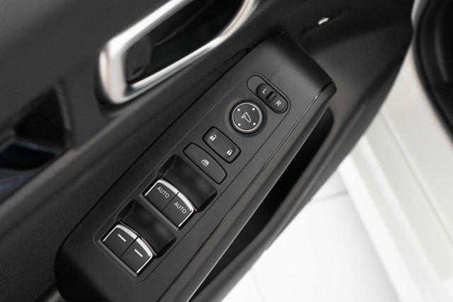 new 2025 Honda Civic Hybrid car, priced at $30,555