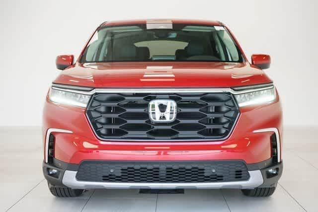 new 2025 Honda Pilot car, priced at $44,314