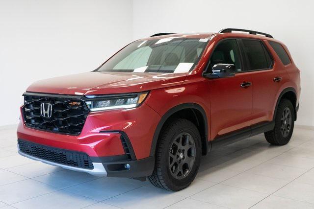new 2025 Honda Pilot car, priced at $51,305