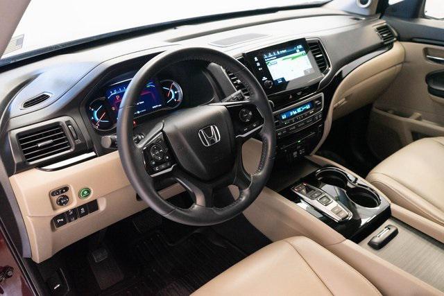 used 2022 Honda Pilot car, priced at $34,999