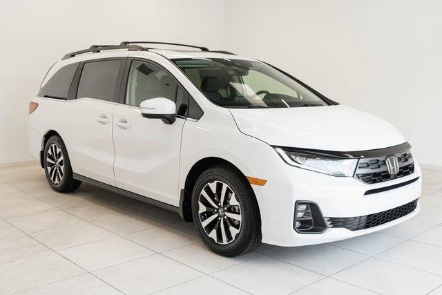 new 2026 Honda Odyssey car, priced at $45,295