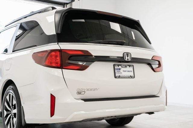 new 2026 Honda Odyssey car, priced at $45,295