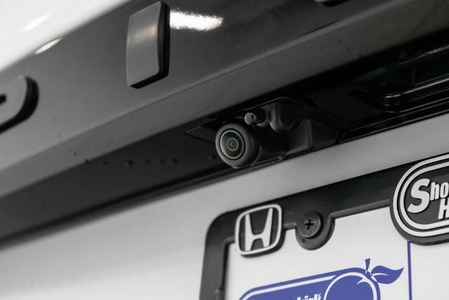 new 2025 Honda Pilot car, priced at $51,305
