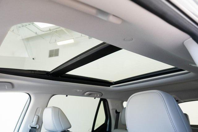 new 2025 Honda Pilot car, priced at $48,995