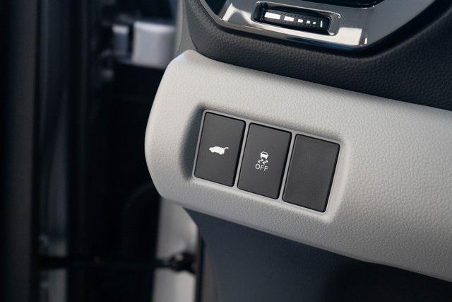 new 2025 Honda Pilot car, priced at $48,995
