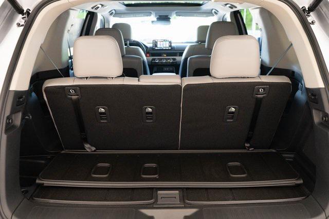 new 2025 Honda Pilot car, priced at $48,995