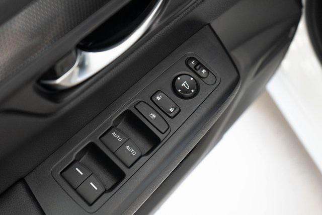 used 2024 Honda CR-V Hybrid car, priced at $34,616