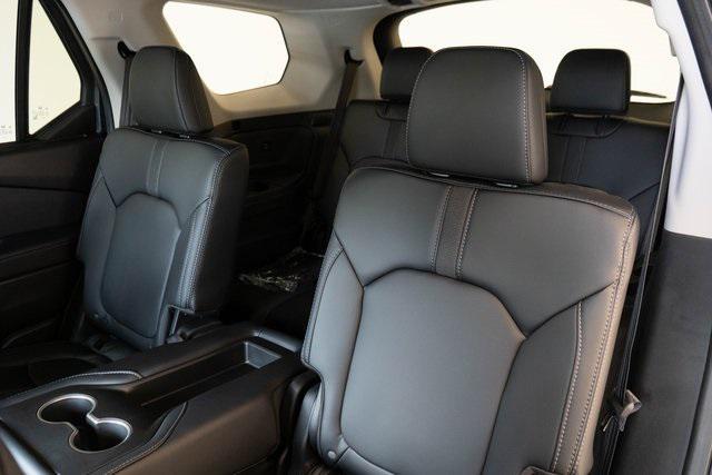 new 2025 Honda Pilot car, priced at $47,095