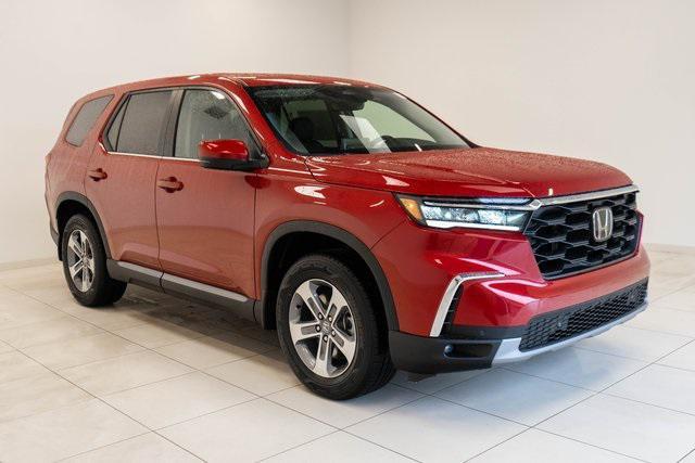 new 2025 Honda Pilot car, priced at $45,450