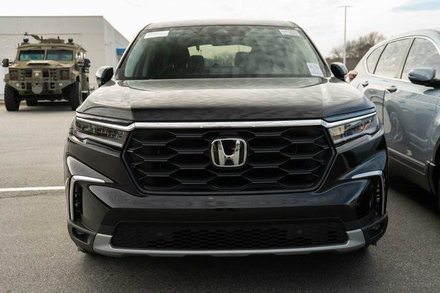 used 2024 Honda Pilot car, priced at $42,999