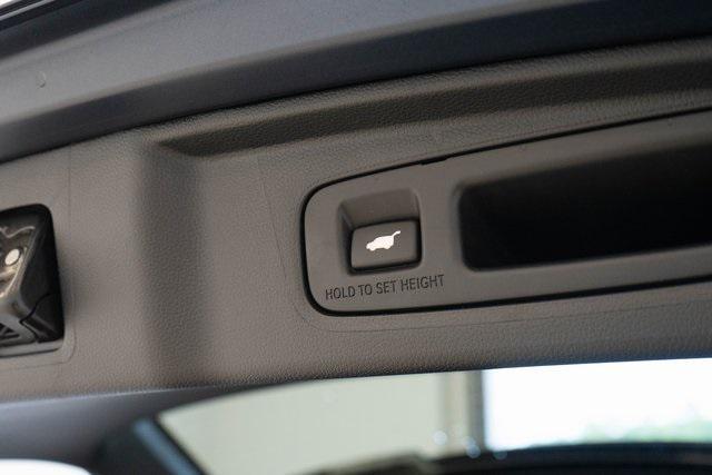 new 2026 Honda CR-V Hybrid car, priced at $40,250