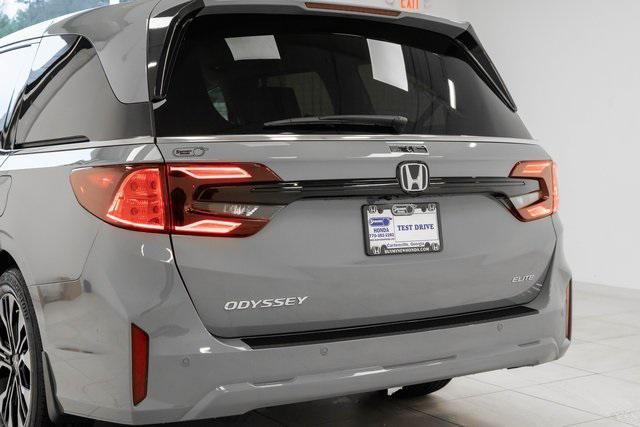 new 2025 Honda Odyssey car, priced at $53,085