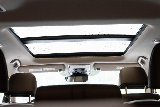 new 2025 Honda Pilot car, priced at $54,985