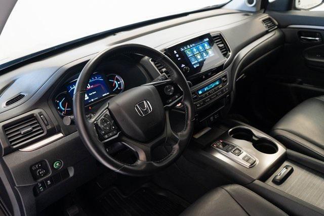 used 2022 Honda Pilot car, priced at $33,999