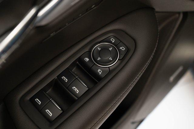 used 2024 Cadillac XT6 car, priced at $42,372