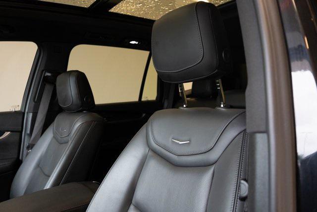 used 2024 Cadillac XT6 car, priced at $42,372
