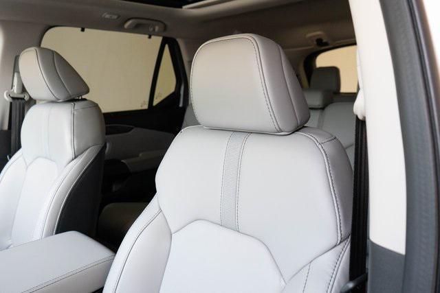 new 2025 Honda Pilot car, priced at $51,095