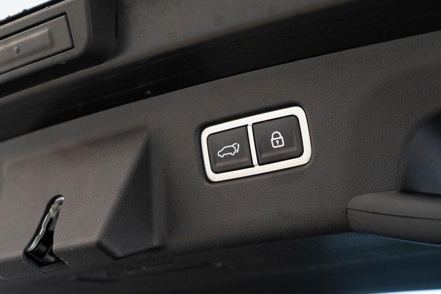 used 2023 Kia Sorento car, priced at $36,535
