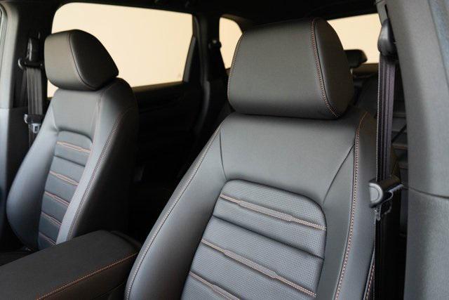 new 2026 Honda CR-V Hybrid car, priced at $41,675
