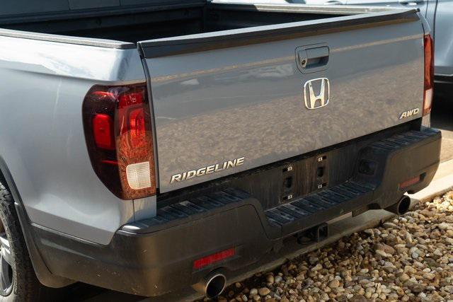 used 2022 Honda Ridgeline car, priced at $31,999