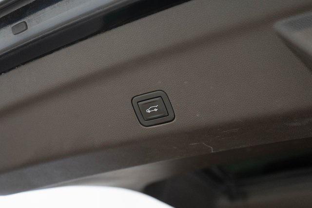 used 2021 GMC Yukon car, priced at $58,586