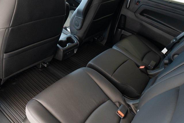 new 2026 Honda Odyssey car, priced at $46,140