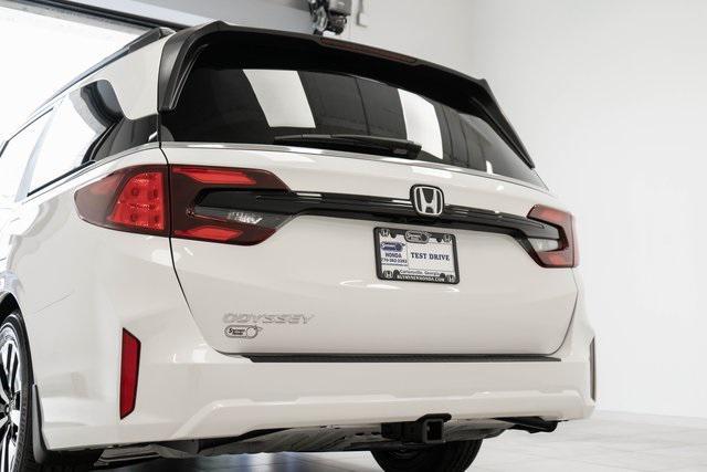 new 2026 Honda Odyssey car, priced at $46,140